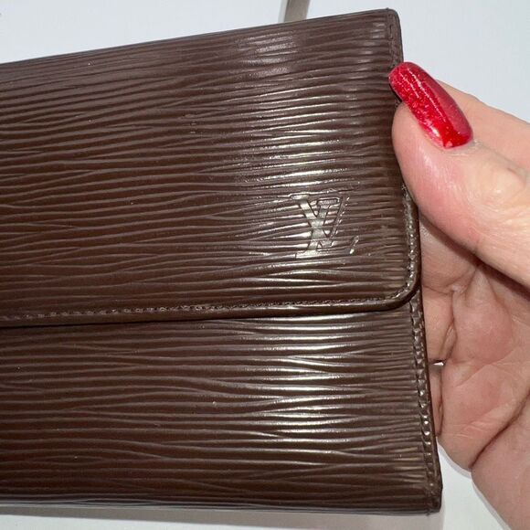 Louis Vuitton Epi Porte Tresor International Leather Trifold Long Wallet with CO - Picture 3 of 13